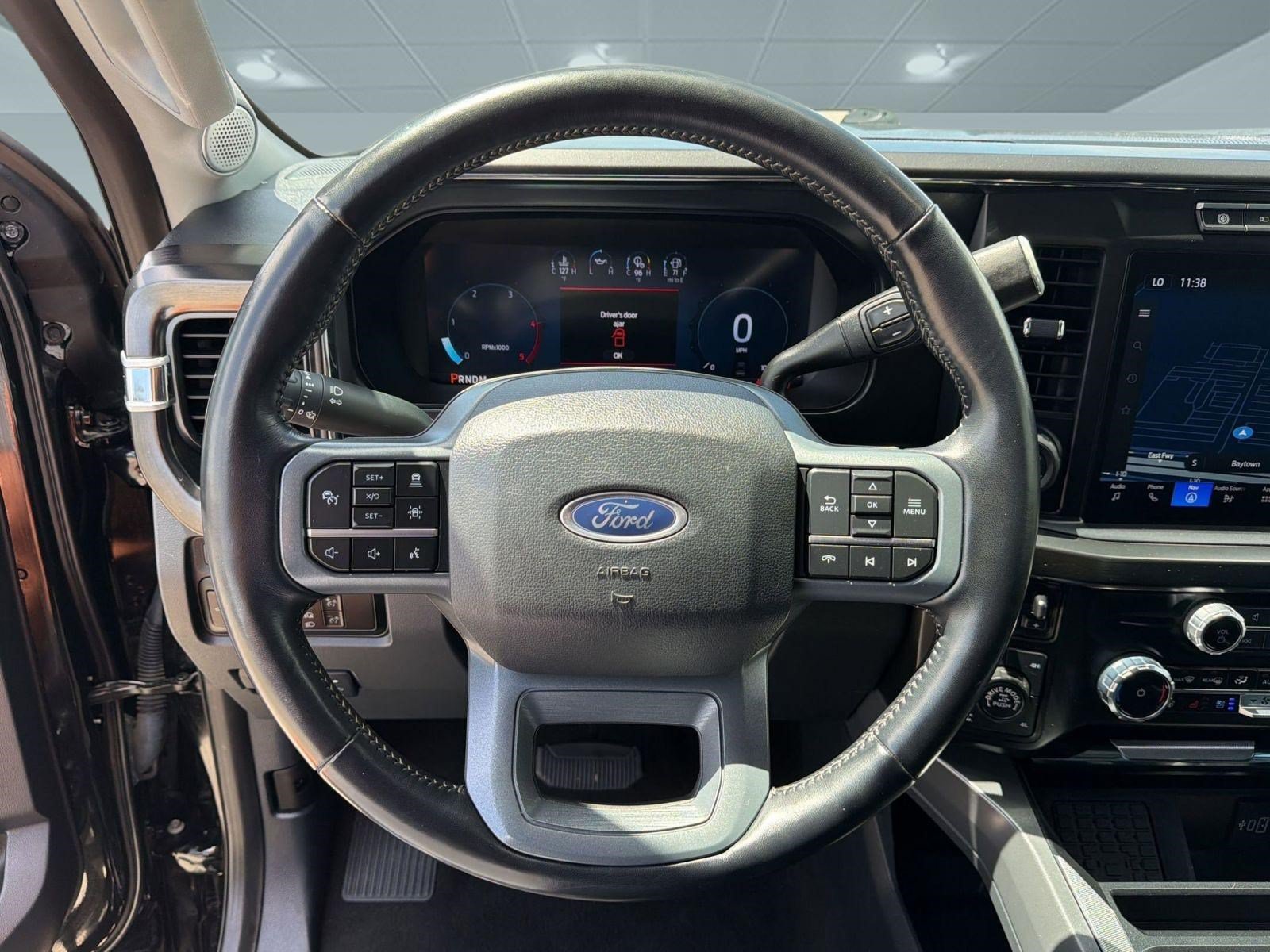 Certified 2024 Ford F250 Lariat w/ Lariat Ultimate Package AWD/4WD image 16