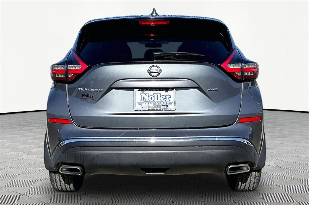 Used 2019 Nissan Murano S image 3