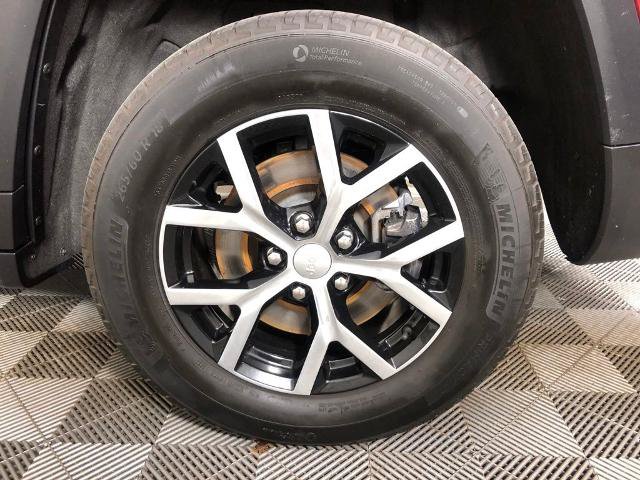Used 2023 Jeep Grand Cherokee L Limited AWD/4WD image 21