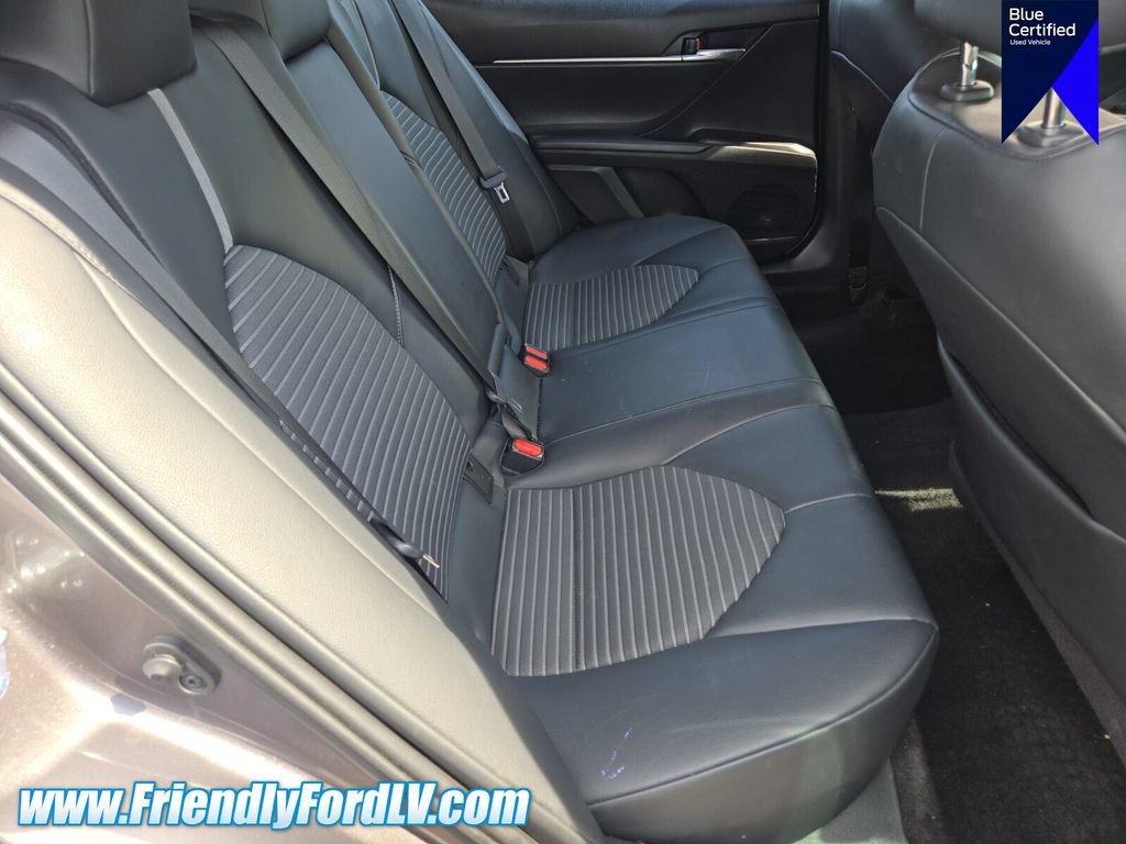 Used 2021 Toyota Camry SE w/ Carpet Mat Package (TMS) FWD image 18