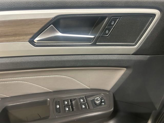 Used 2022 Volkswagen Atlas SEL AWD/4WD image 13