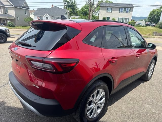 Certified 2025 Ford Escape Active w/ Cold Weather Package AWD/4WD image 6