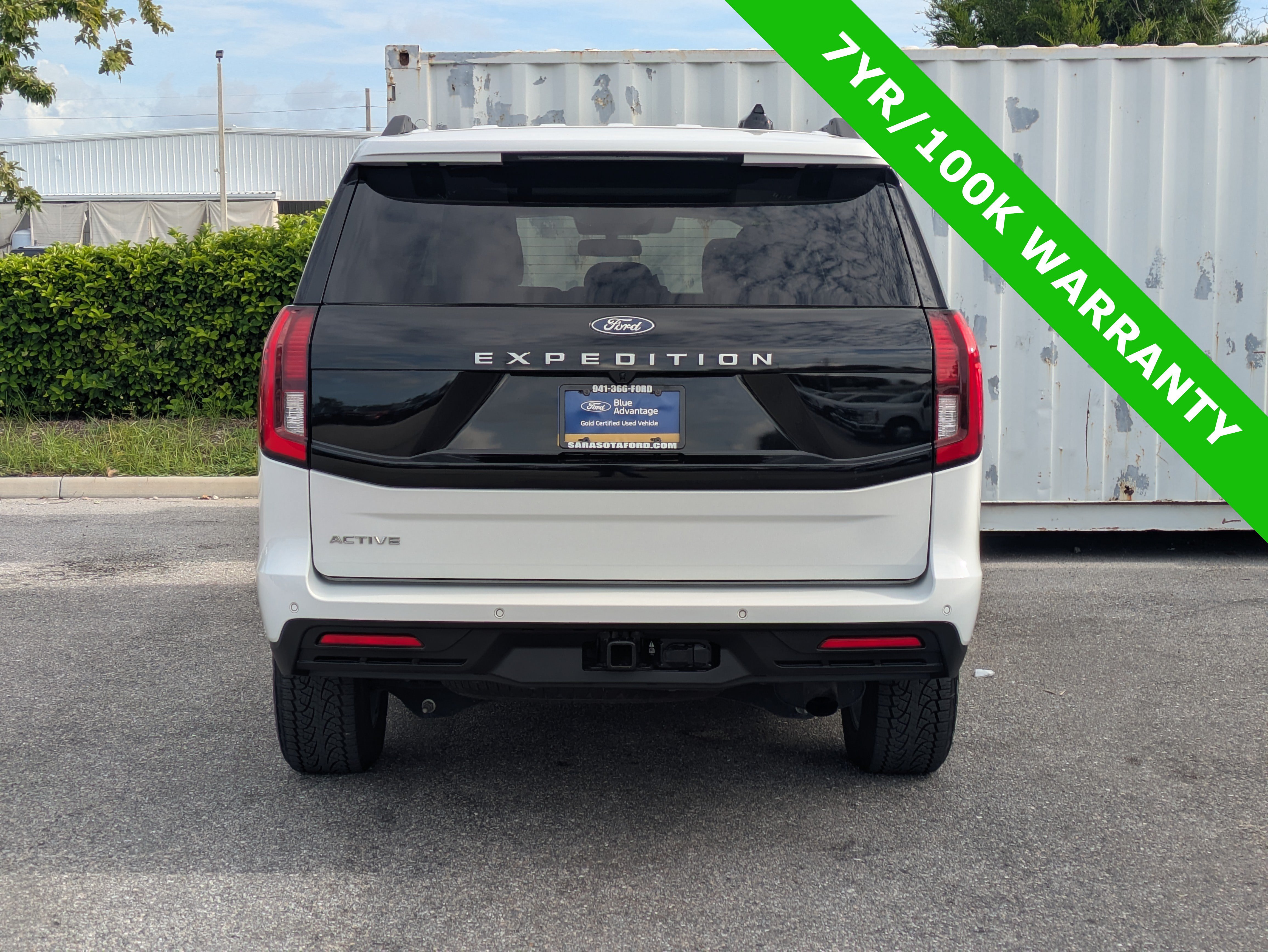 Certified 2025 Ford Expedition Active AWD/4WD image 6