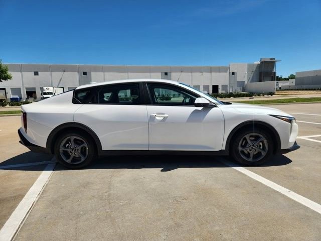 Used 2025 Kia K4 FWD image 4