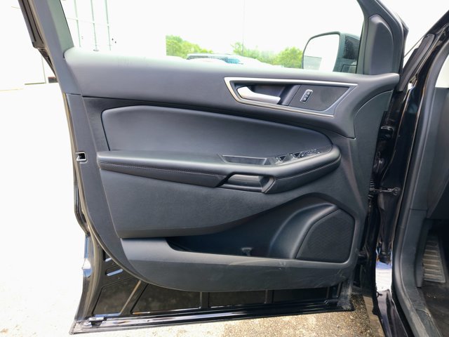 Certified 2024 Ford Edge SEL w/ Convenience Package AWD/4WD image 11