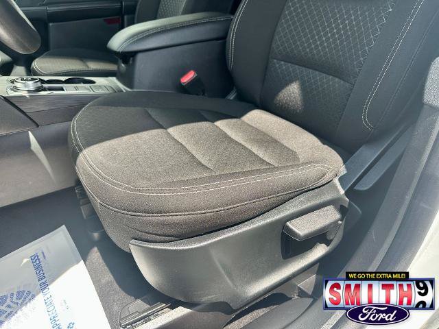 Certified 2025 Ford Escape Active AWD/4WD image 17