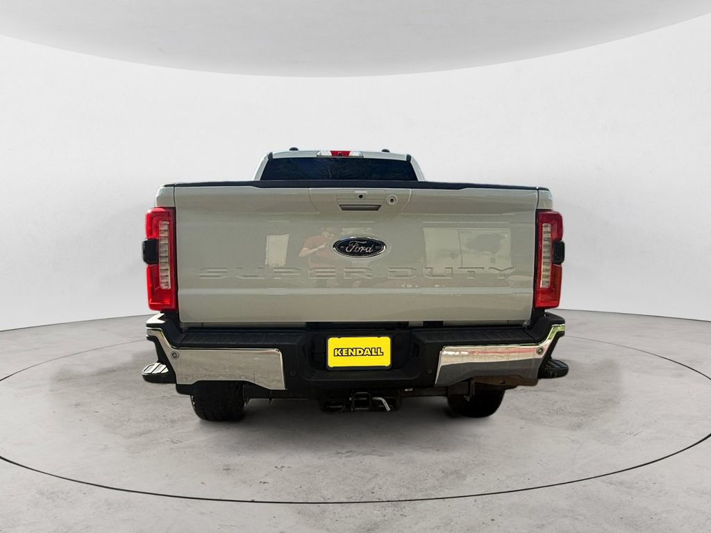 Certified 2025 Ford F350 Lariat w/ FX4 Off-Road Package AWD/4WD image 4