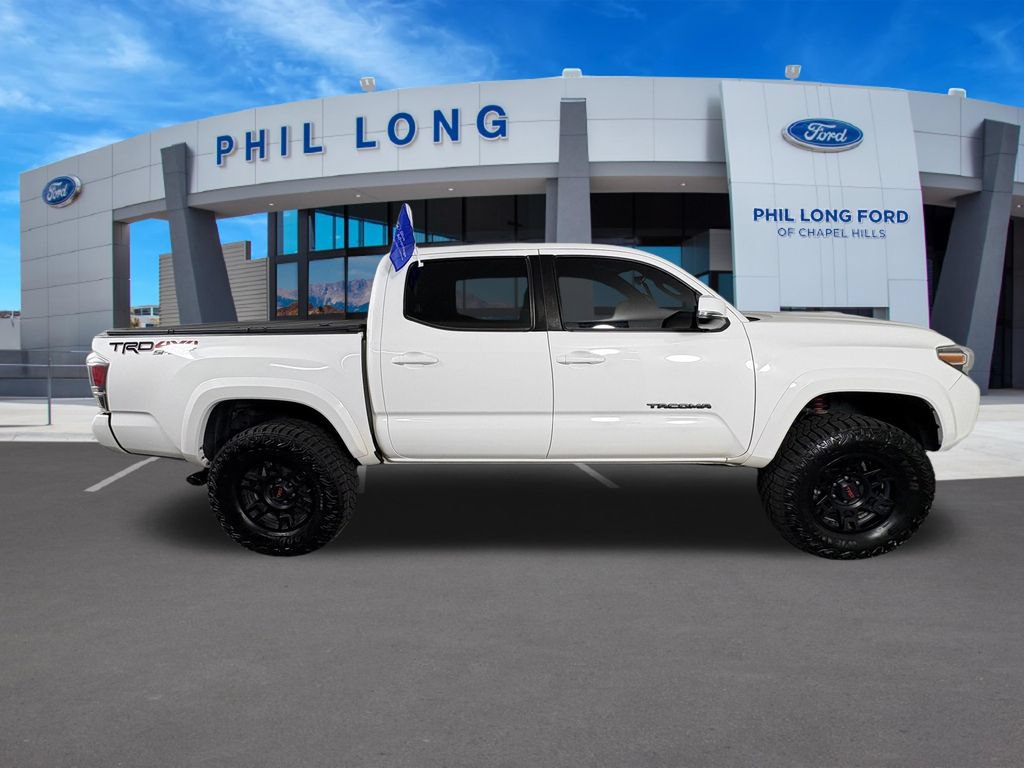 Used 2021 Toyota Tacoma TRD Sport w/ Technology Package AWD/4WD image 6