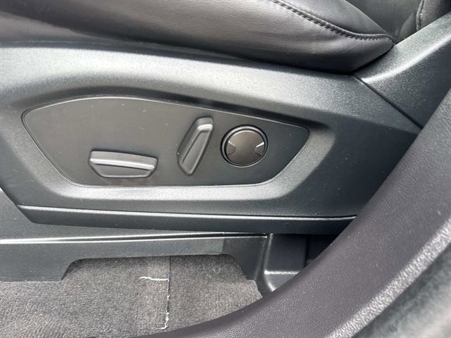 Certified 2022 Ford Explorer XLT w/ Equipment Group 202A image 16