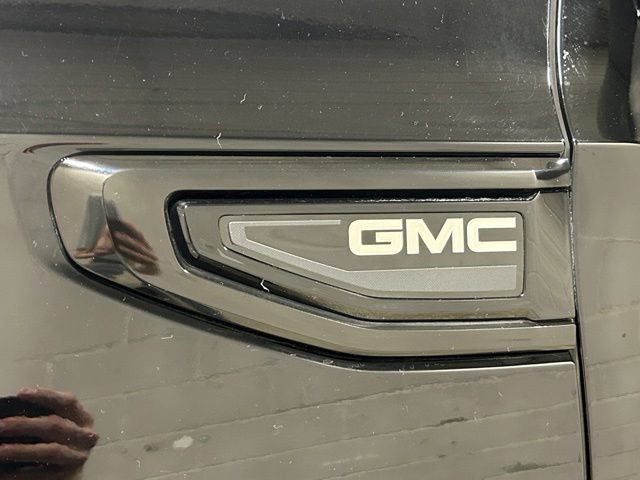 Used 2023 GMC Yukon SLT AWD/4WD image 38