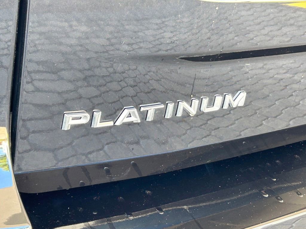 Certified 2025 Ford Expedition Platinum w/ Driver's Package AWD/4WD image 24
