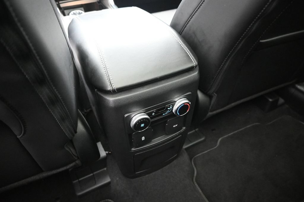 Certified 2023 Ford Explorer XLT w/ Equipment Group 202A RWD image 24