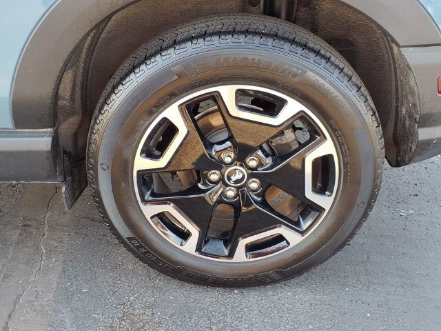 Certified 2023 Ford Bronco Sport Outer Banks w/ Tech Package AWD/4WD image 8