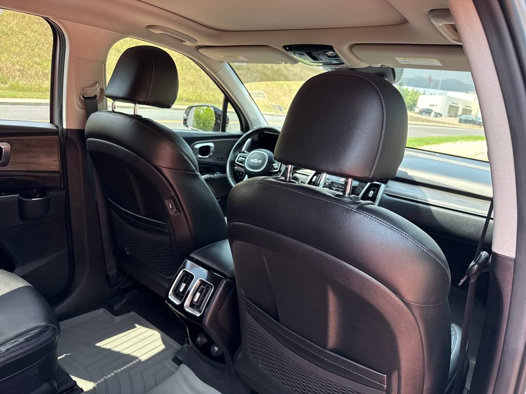 Used 2022 Kia Sorento SX Prestige AWD/4WD image 26