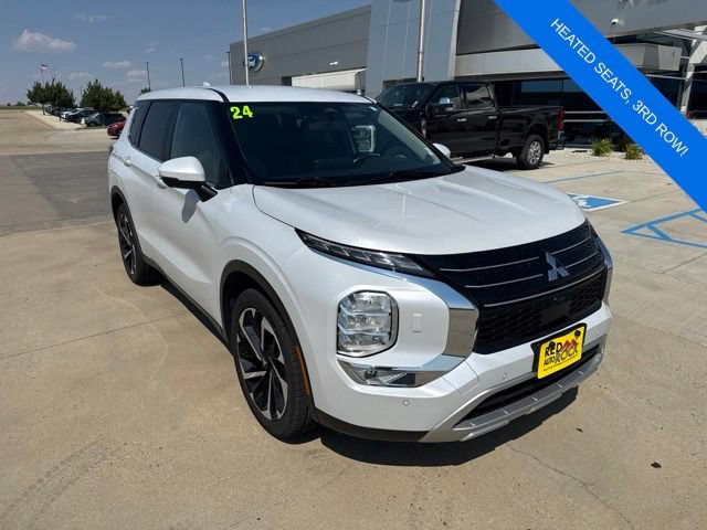 Used 2024 Mitsubishi Outlander SE