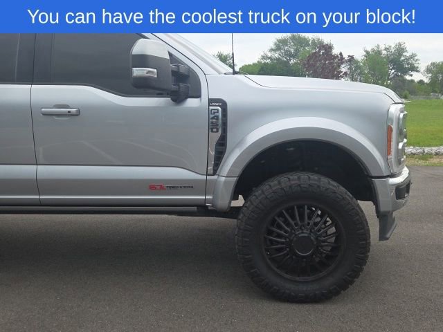 Certified 2023 Ford F450 Lariat w/ Lariat Ultimate Package AWD/4WD image 4