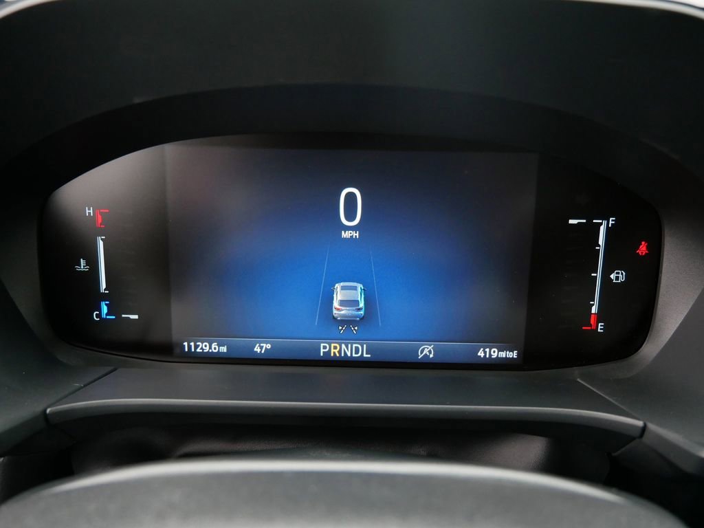 Certified 2025 Ford Escape ST-Line w/ Cold Weather Package image 27