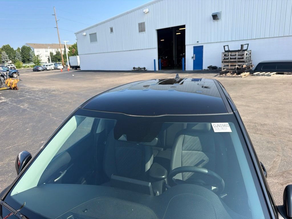 Used 2022 Kia Seltos LX AWD/4WD image 18