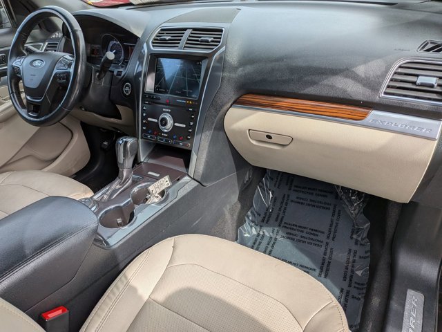 Certified 2019 Ford Explorer Limited w/ Class III Trailer Tow Package AWD/4WD image 30