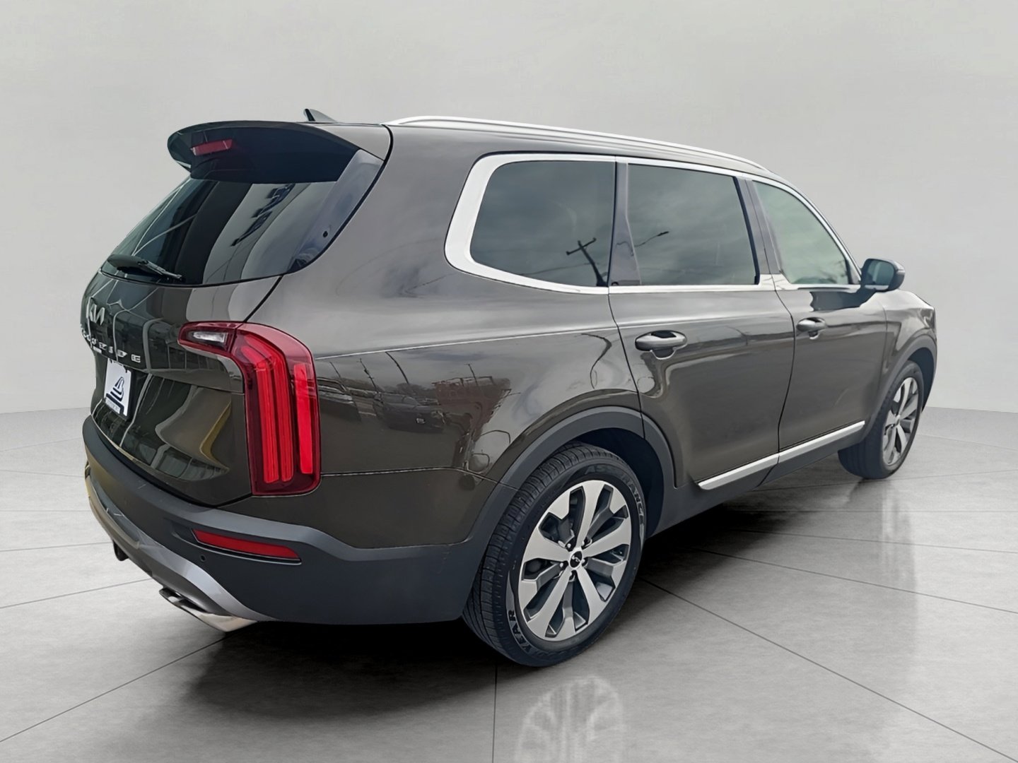 Used 2022 Kia Telluride EX w/ EX Premium Package image 6