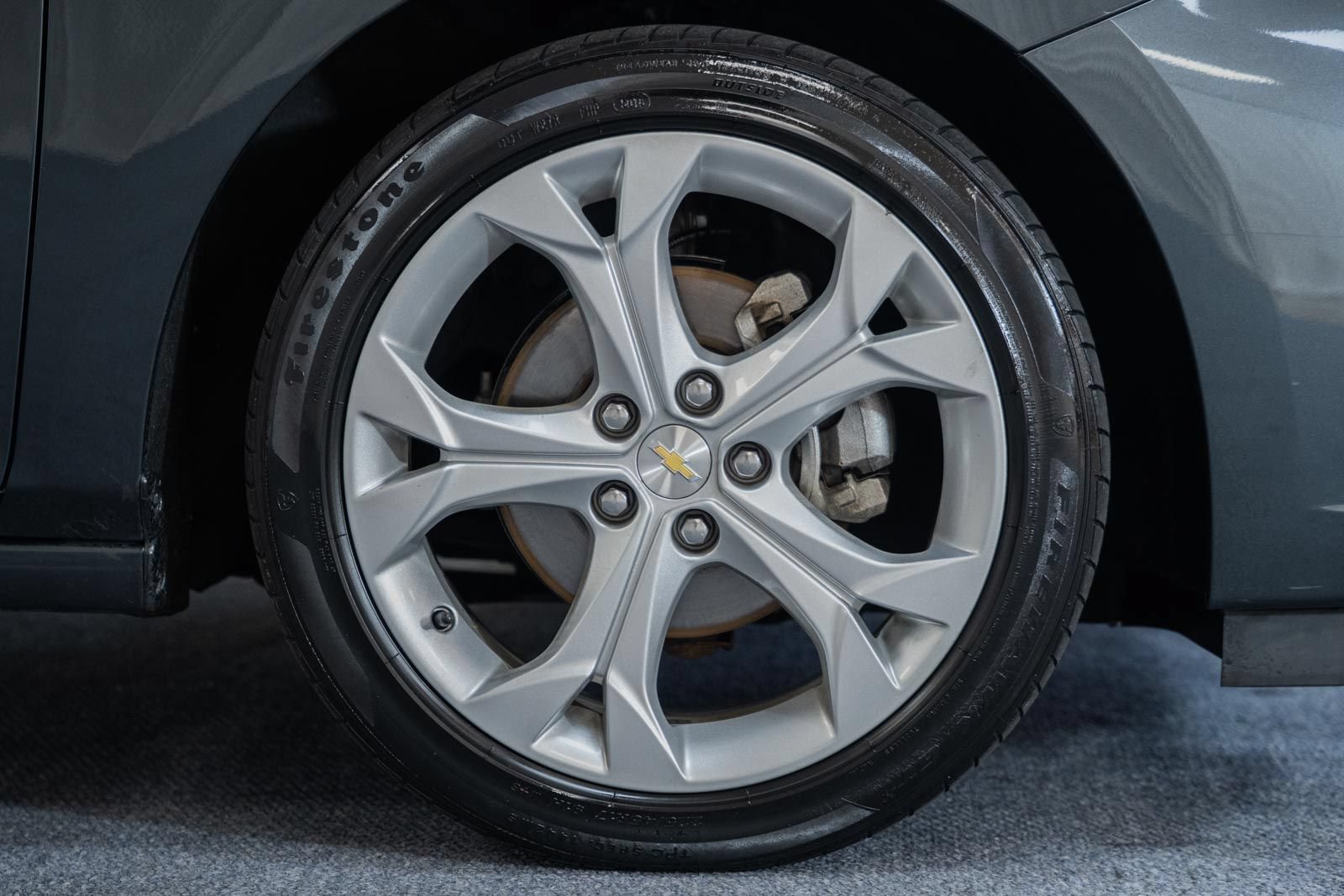 Used 2018 Chevrolet Cruze Premier FWD image 14