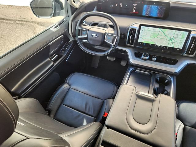 Certified 2025 Ford Expedition Max Platinum AWD/4WD image 13