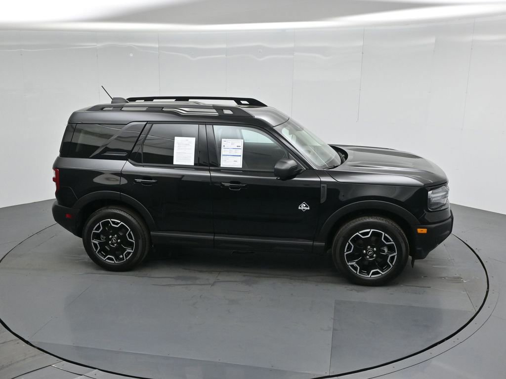 Certified 2025 Ford Bronco Sport Outer Banks w/ Outer Banks Tech Package+ image 11