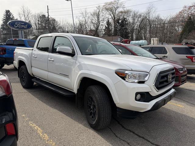 Used 2022 Toyota Tacoma SR5 w/ Technology Package AWD/4WD image 8