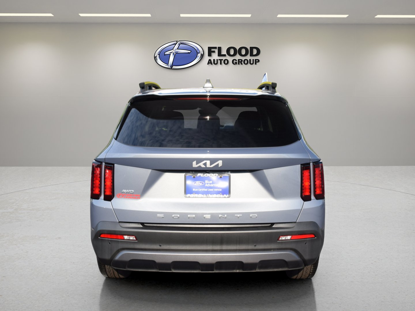 Used 2022 Kia Sorento S w/ Panoramic Sunroof Package AWD/4WD image 5