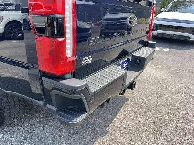 Certified 2024 Ford F250 Lariat w/ Lariat Ultimate Package AWD/4WD image 12