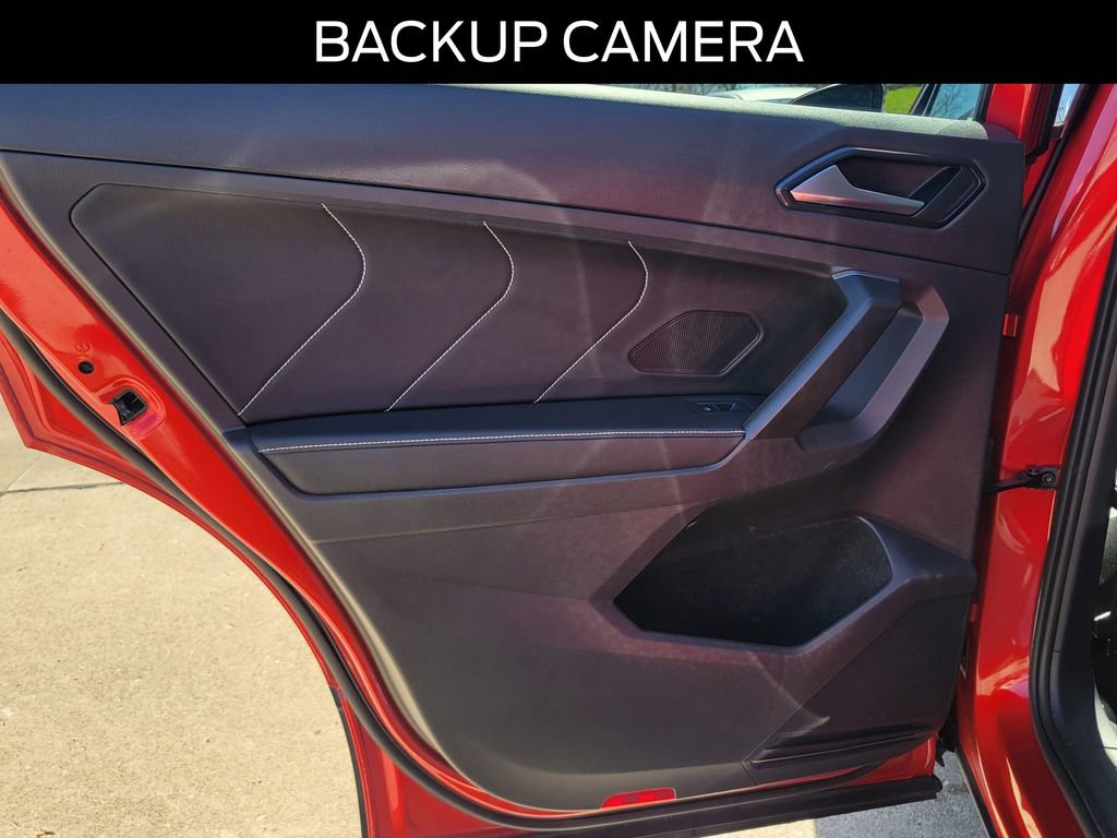 Used 2022 Volkswagen Tiguan SE image 14