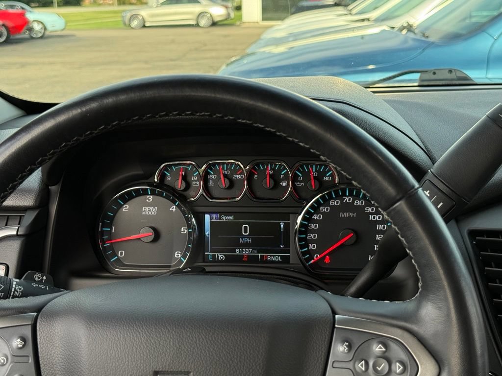 Used 2019 Chevrolet Tahoe LT w/ Luxury Package AWD/4WD image 7