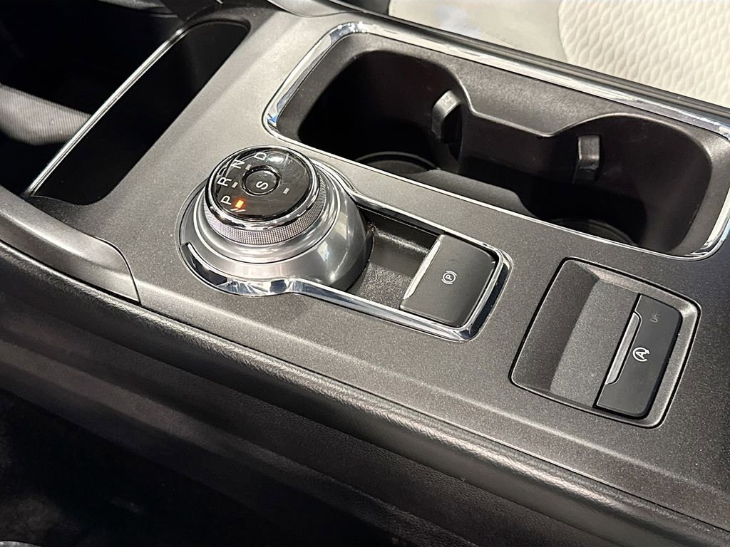 Certified 2019 Ford Fusion SE w/ Equipment Group 151A image 14