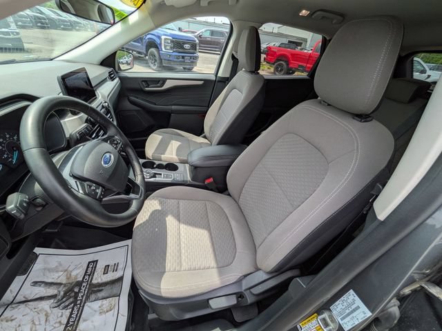 Certified 2022 Ford Escape SE w/ Cold Weather Package AWD/4WD image 7