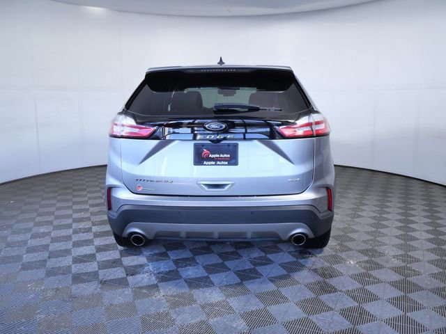 Certified 2024 Ford Edge Titanium image 3