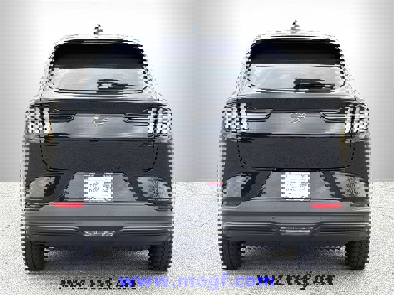 Certified 2025 Ford Mustang Mach-E Premium image 31