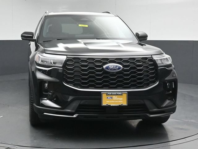 Certified 2025 Ford Explorer ST-Line w/ Premium Package AWD/4WD image 2