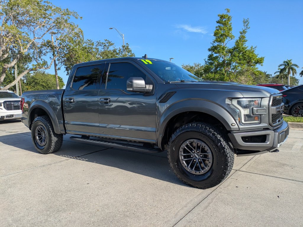 Certified 2019 Ford F150 Raptor w/ Equipment Group 802A Luxury AWD/4WD image 2