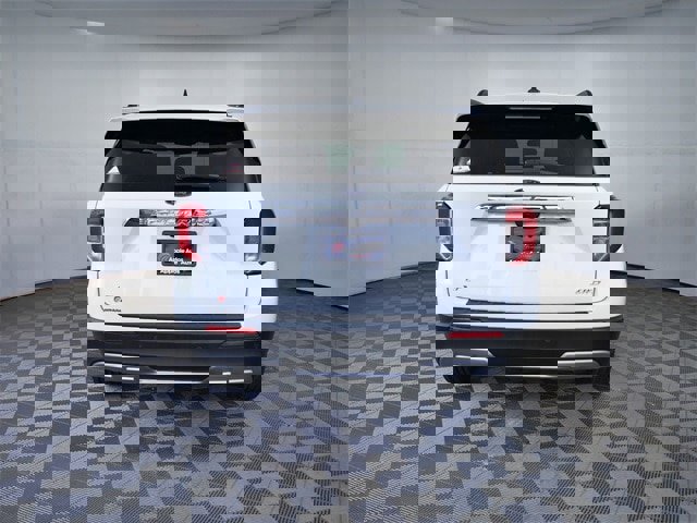 Certified 2023 Ford Explorer XLT image 7