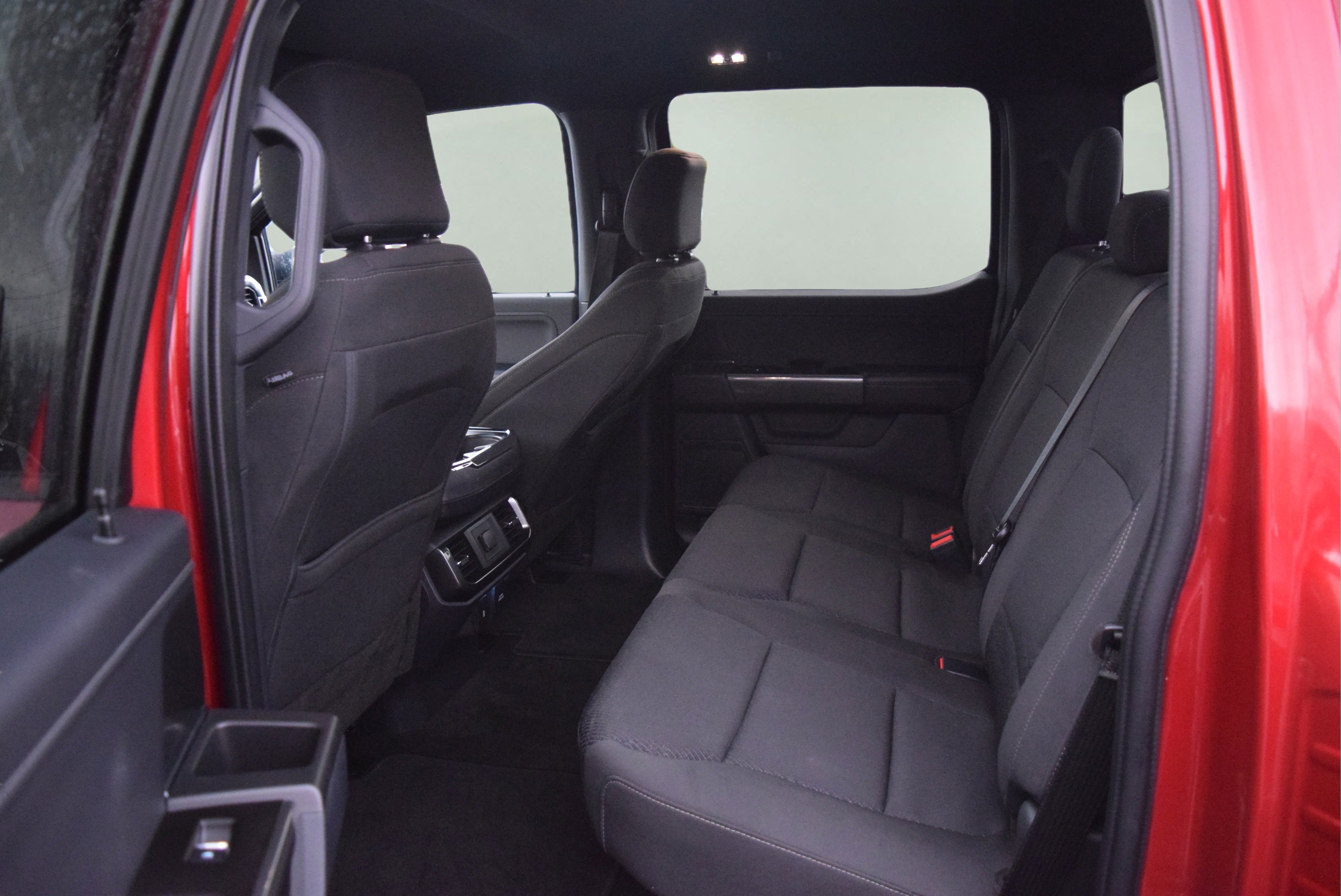 Certified 2022 Ford F150 XLT w/ Equipment Group 302A High image 10