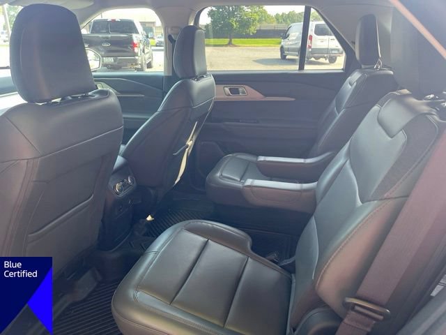 Certified 2025 Ford Explorer Active w/ Active Comfort Package RWD image 9