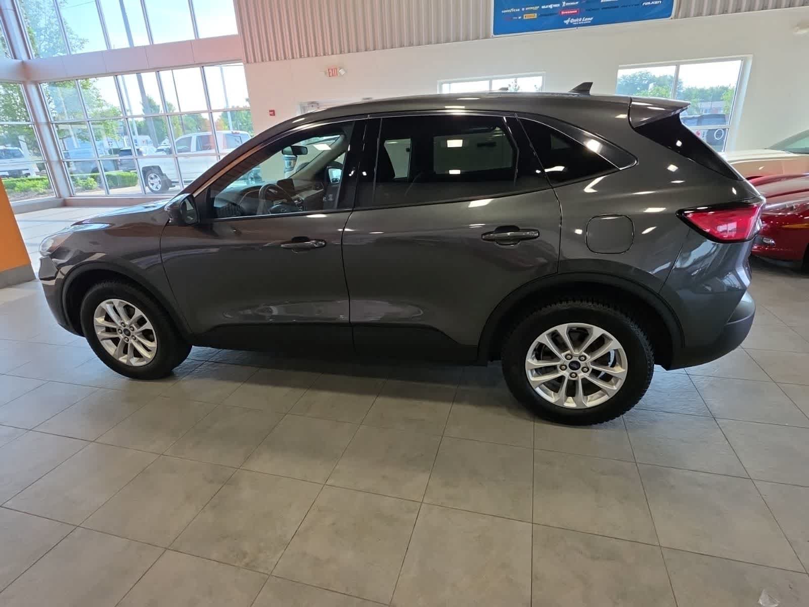 Certified 2020 Ford Escape SE AWD/4WD image 11