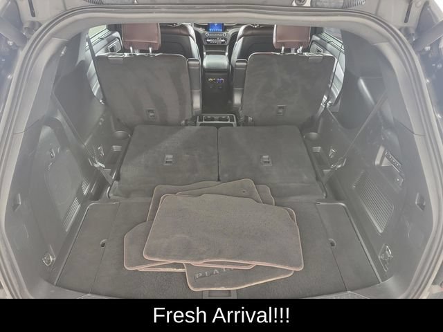 Certified 2020 Ford Explorer Platinum w/ Premium Technology Package AWD/4WD image 16