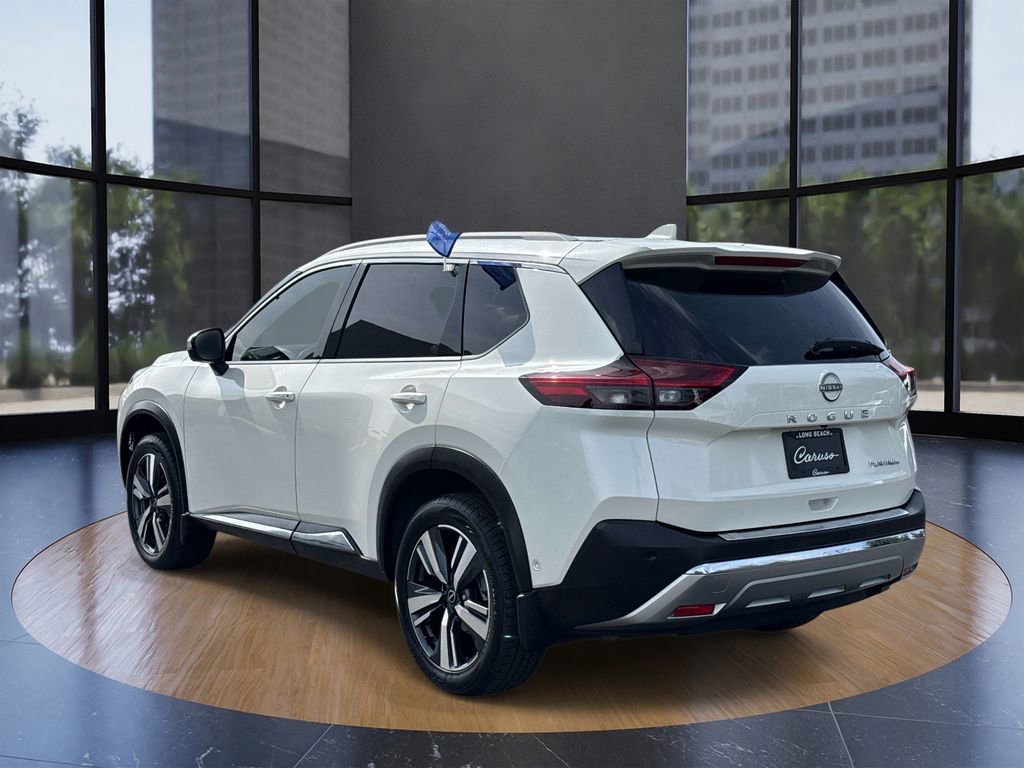 Used 2023 Nissan Rogue Platinum w/ Platinum Premium Package image 4