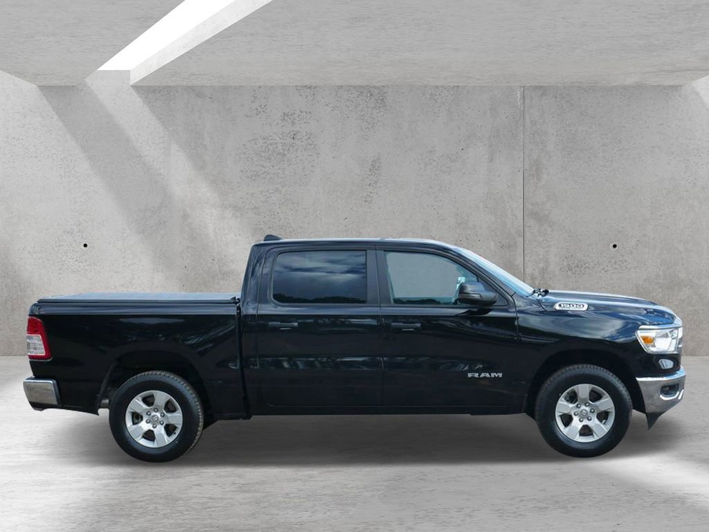 Used 2024 RAM 1500 Lone Star AWD/4WD image 2