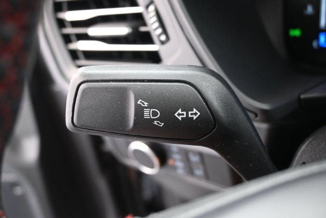 Certified 2025 Ford Escape ST-Line FWD image 17