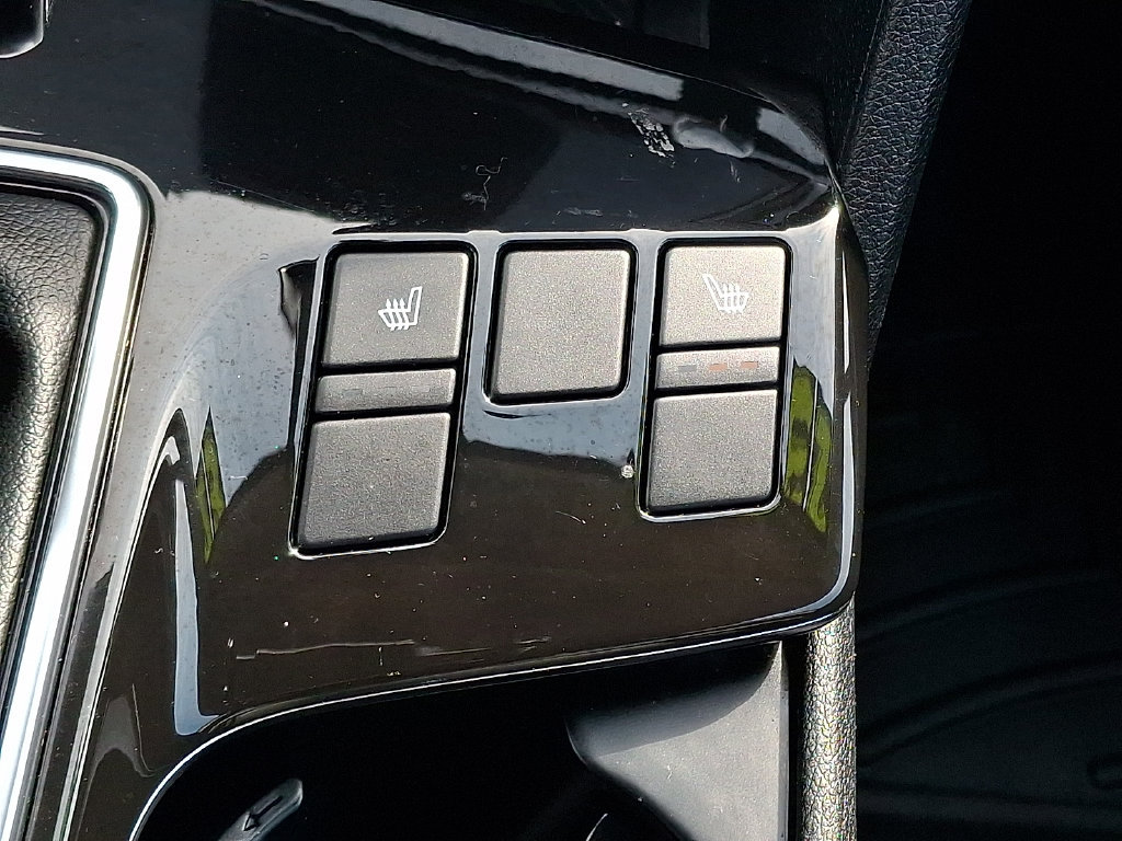 Used 2023 Kia Sportage EX FWD image 23