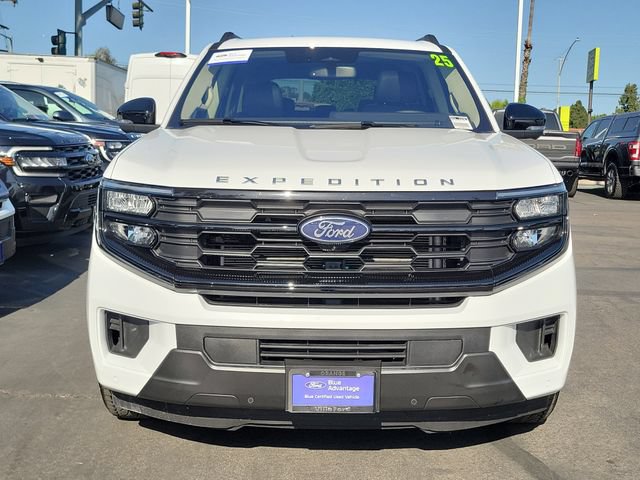 Certified 2025 Ford Expedition Active AWD/4WD image 27