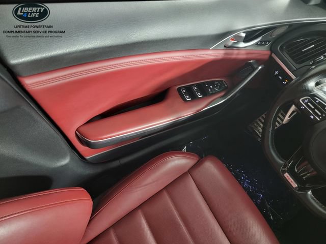 Used 2021 Kia Stinger GT2 AWD/4WD image 31