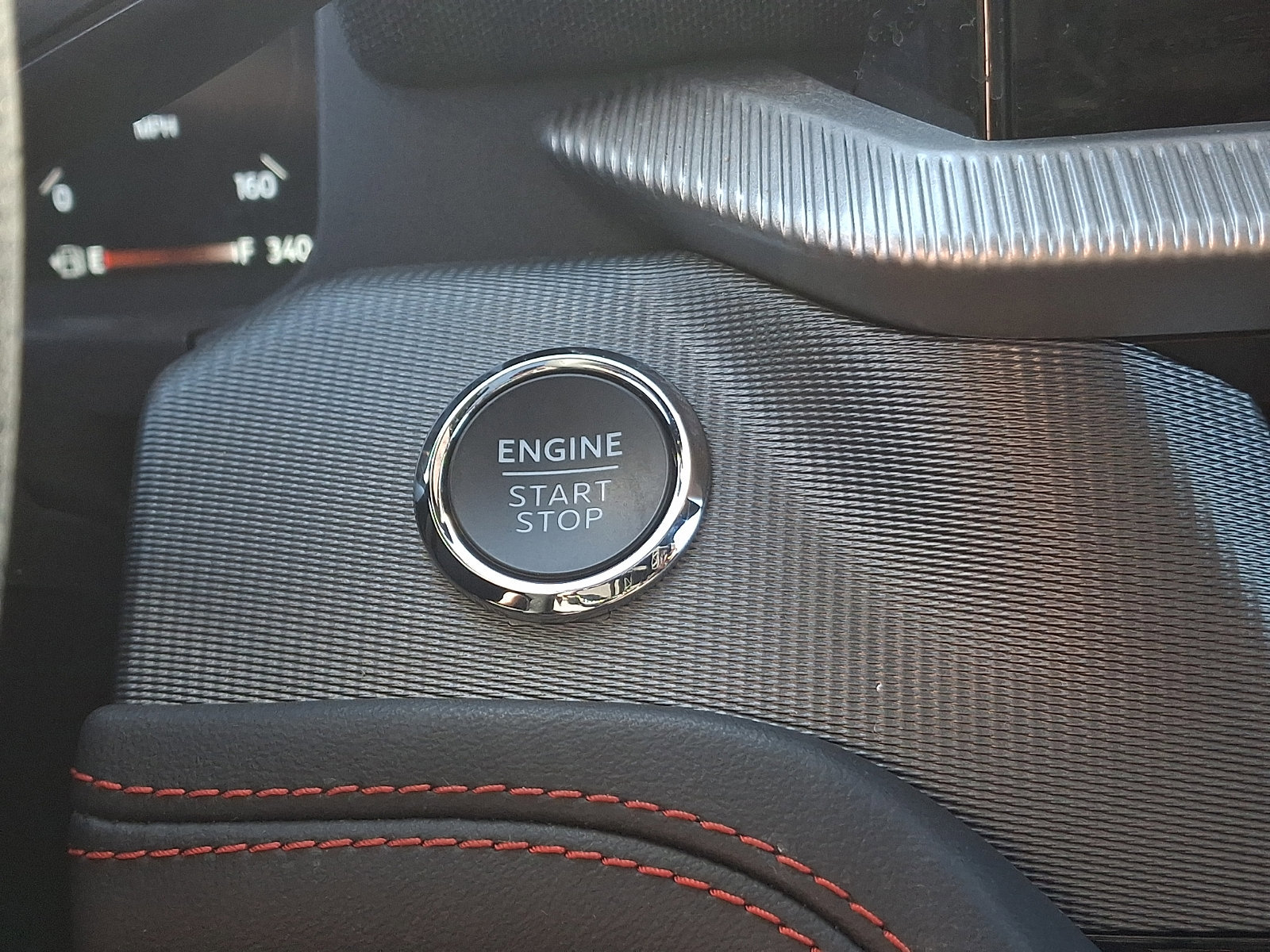 Certified 2025 Ford Explorer ST-Line w/ Premium Package image 25